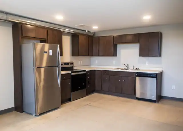 Property at 1619 W Main St Unit 201, Albert Lea, MN, 56007, 1 bed, 1 bath, [object Object]