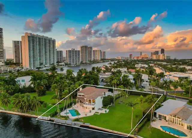 Property at 288 S Parkway, Golden Beach, FL, 33160, 6 beds, 5.5 baths, [object Object]