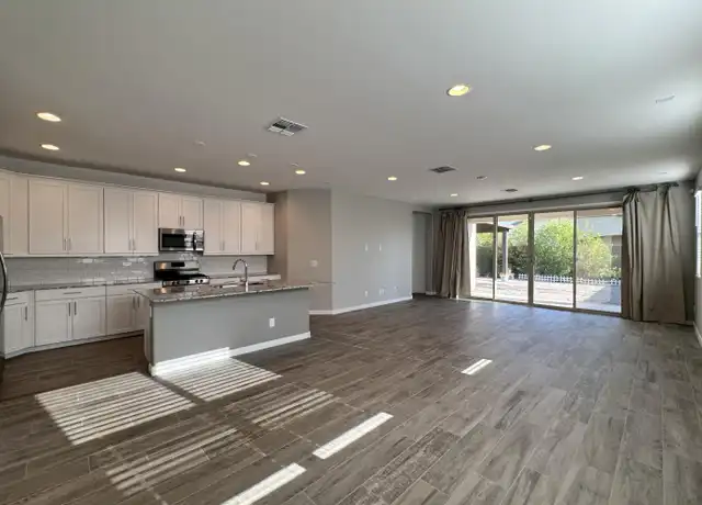 Property at 2305 E Castanets Dr, Gilbert, AZ, 85298, 4 beds, 2 baths, [object Object]
