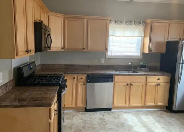 Property at 527 Ashmont St Unit NA, Dorchester, MA, 02122, 2 beds, 1.5 baths, [object Object]