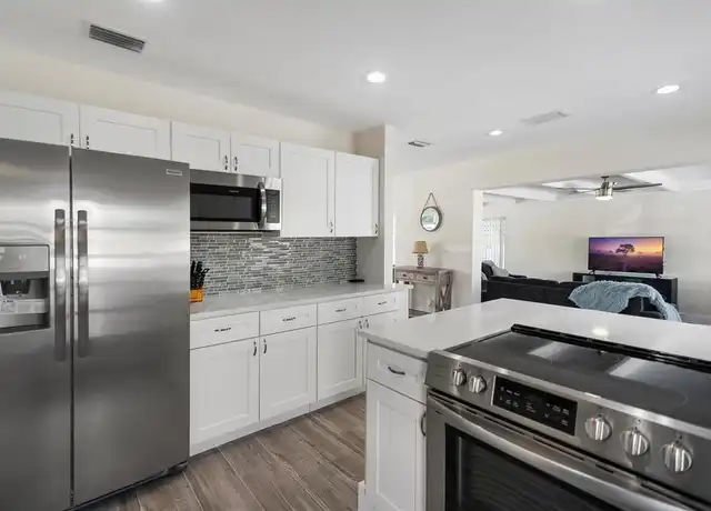 Property at 2501 NE 12th St, Pompano Beach, FL, 33062, 3 beds, 2 baths, [object Object]