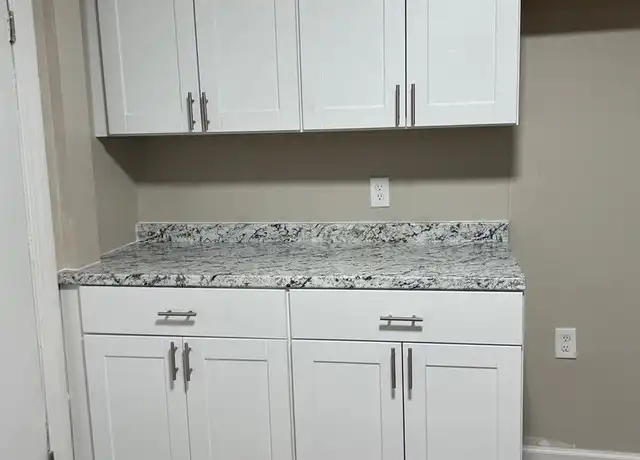 Property at 101 Maple Ave, Hartford, CT, 06114, 2 beds, 1 bath, [object Object]