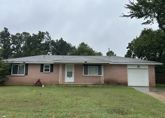 Property at 2080 Lahoma Cir, Harrah, OK, 73045, 3 beds, 1.5 baths, [object Object]