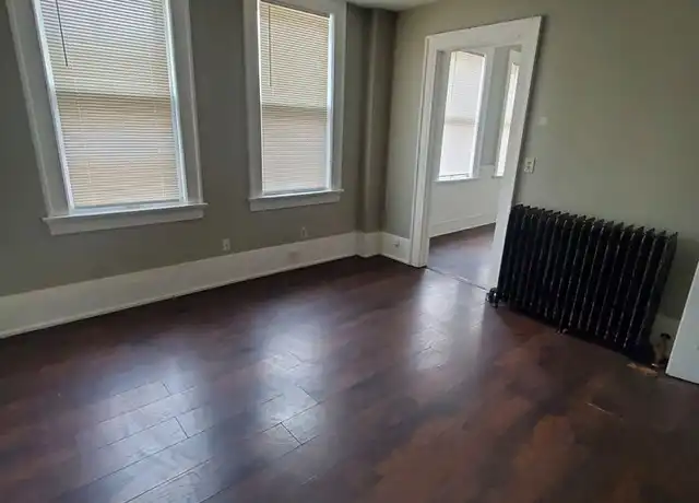 Property at 2365-2367 S 7th St Unit Lower Rear, Milwaukee, WI, 53215, 2 beds, 1 bath, [object Object]
