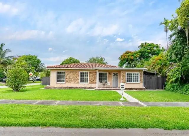 Property at 1832 SW 62nd Pl, Miami, FL, 33155, 4 beds, 1 bath, [object Object]