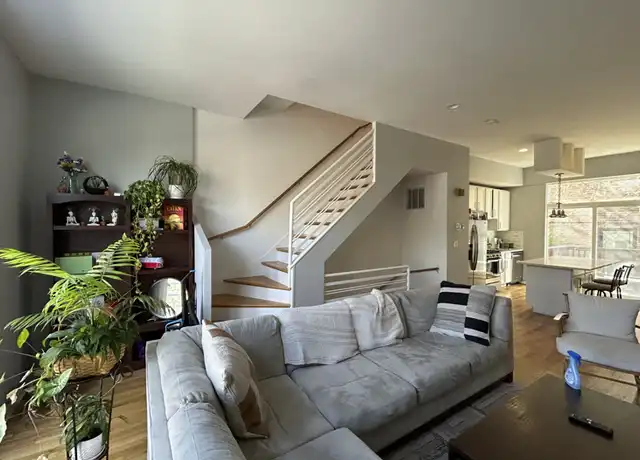 Property at 2205 W Ohio St, Chicago, IL, 60612, 4 beds, 2 baths, [object Object]