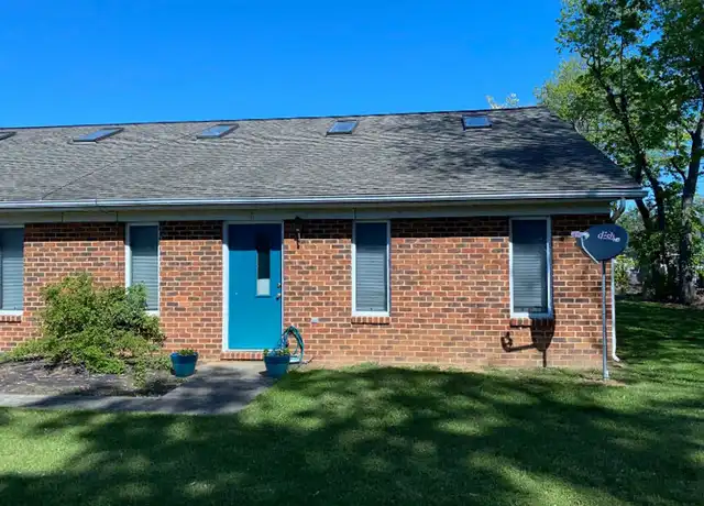 Property at 10 Beacon Ct, Chambersburg, PA, 17201, 2 beds, 1 bath, [object Object]