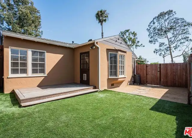Property at 2409 28th St Unit 1, Santa Monica, CA, 90405, 2 beds, 1 bath, [object Object]