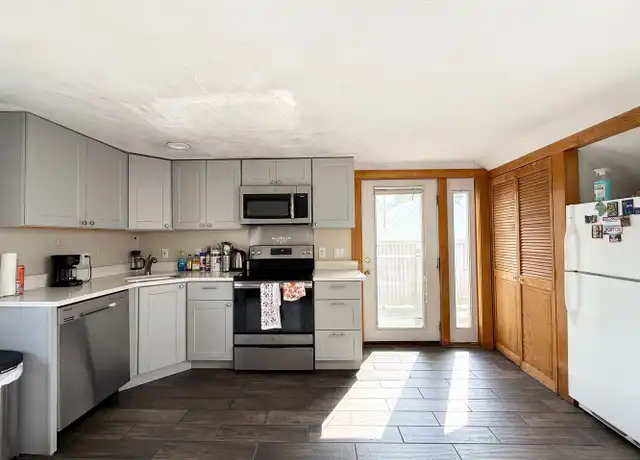 Property at 30 Templeton Pkwy #28, Watertown, MA, 02472, 2 beds, 1 bath, [object Object]