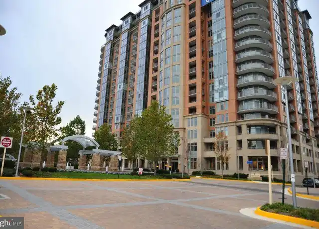 Property at 8220 Crestwood Heights Dr #1619, Mc Lean, VA, 22102, 1 bed, 1.5 baths, [object Object]