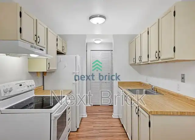 Property at 10501 8th Ave NE #106, Seattle, WA, 98125, 2 beds, 1 bath, [object Object]