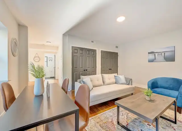 Property at 2622 Victory Pkwy Unit 303, Cincinnati, OH, 45206, 2 beds, 1 bath, [object Object]