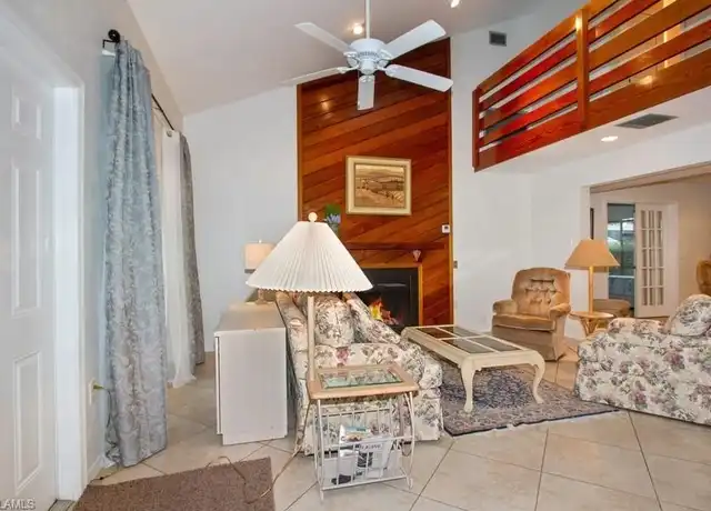 Property at 532 111th Ave N, Naples, FL, 34108, 4 beds, 3.5 baths, [object Object]