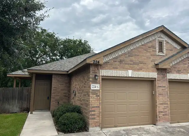 Property at 224 Anne Louise Dr, New Braunfels, TX, 78130, 3 beds, 2 baths, [object Object]