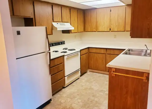 Property at 5350 E Taylor St Unit 242, Phoenix, AZ, 85008, 1 bed, 1 bath, [object Object]
