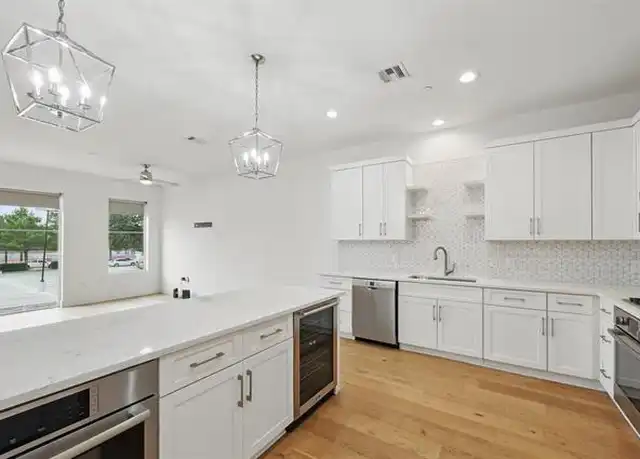 Property at 2222 Moser Ave #108, Dallas, TX, 75206, 2 beds, 2.5 baths, [object Object]