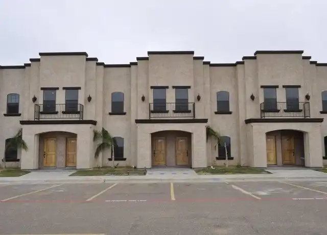 Property at 8216 Casa Verde Rd Unit 104, Laredo, TX, 78041, 2 beds, 2 baths, [object Object]