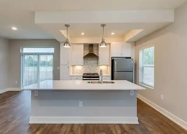 Property at Bayview of Traverse City - 24 Bay Front Dr, Traverse City, MI, 49696, 1-3 bed, 1-4 bath, [object Object]