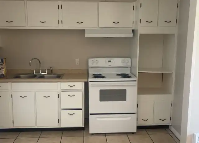 Property at 708 Maysville Rd NE Unit 6, Huntsville, AL, 35801, 1 bed, 1 bath, [object Object]
