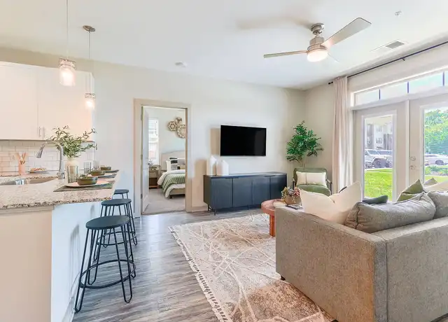 Property at Hawthorne at St. Marks - 1094 Forman Ln, Burlington, NC, 27215, 2 beds, 2 baths, [object Object]