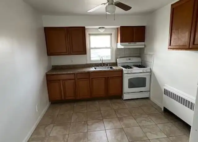 Property at 231 Washington Ave Unit 2, Hackensack, NJ, 07601, 2 beds, 1 bath, [object Object]