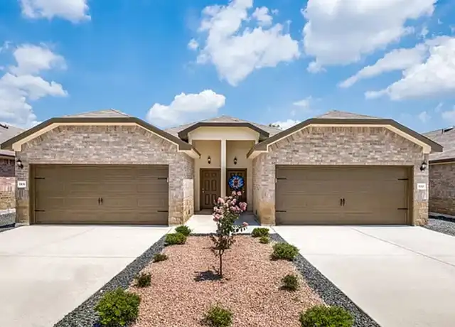 Property at 1102 Burek Cross, Seguin, TX, 78155, 3 beds, 2 baths, [object Object]