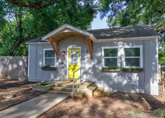 Property at 3015 Walnut St, Texarkana, TX, 75503, 3 beds, 1 bath, [object Object]