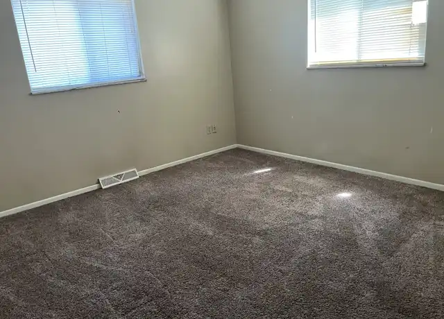 Property at 898 Byron Ave Unit B, Columbus, OH, 43227, 1 bed, 1 bath, [object Object]