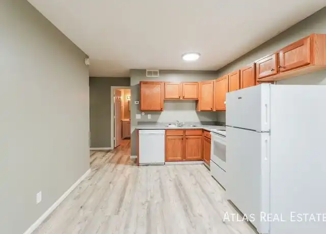 Property at 2614 E Fountain Blvd Unit 205, Colorado Springs, CO, 80910, 1 bed, 1 bath, [object Object]