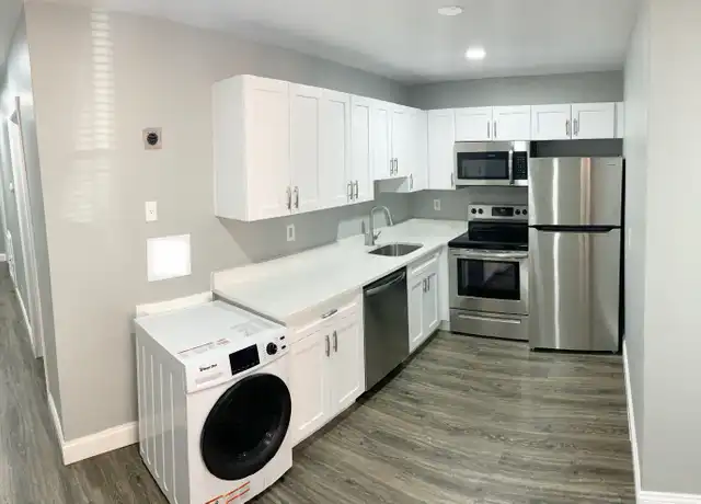 Property at 823 Newington Ave Unit 1, Baltimore, MD, 21217, 2 beds, 1 bath, [object Object]