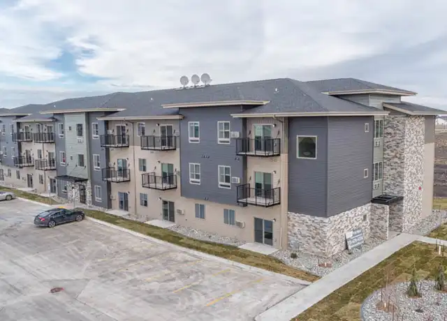 Property at 4839 38th St S Unit 306, Fargo, ND, 58104, 1 bed, 1 bath, [object Object]