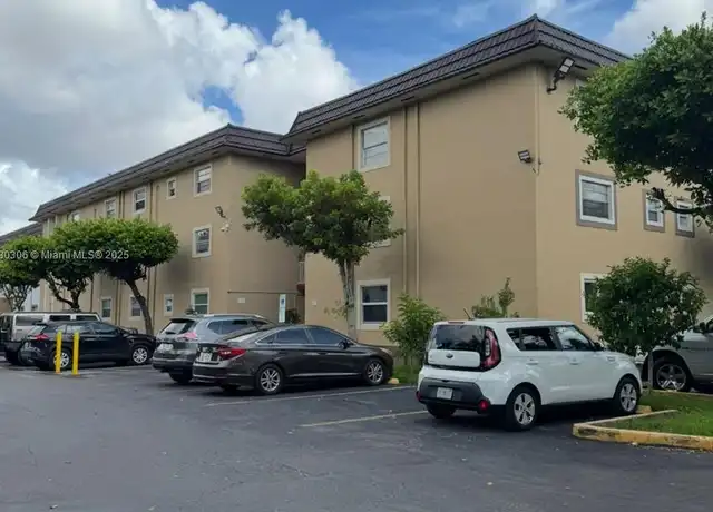 Property at 4655 Palm Ave #229, Hialeah, FL, 33012, 1 bed, 1 bath, [object Object]