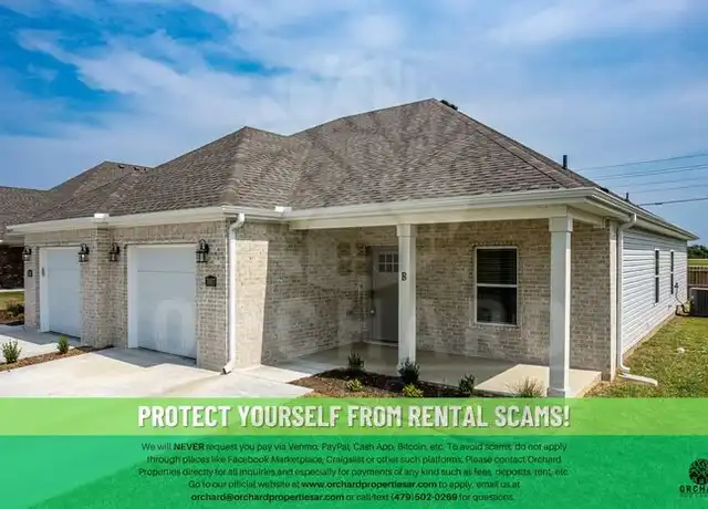 Property at 2001 E Brookview Dr, Siloam Springs, AR, 72761, 3 beds, 2 baths, [object Object]