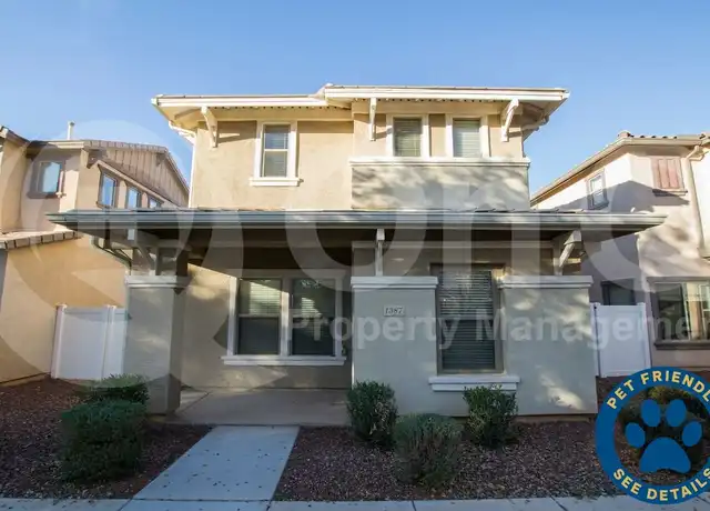 Property at 1387 S Joshua Tree Ln, Gilbert, AZ, 85296, 3 beds, 3 baths, [object Object]