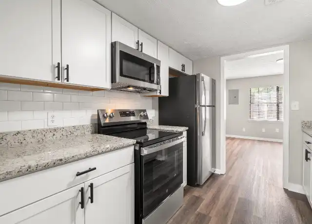 Property at 1209 Cave Spring Rd SW, Rome, GA, 30161, 2 beds, 1.5 baths, [object Object]