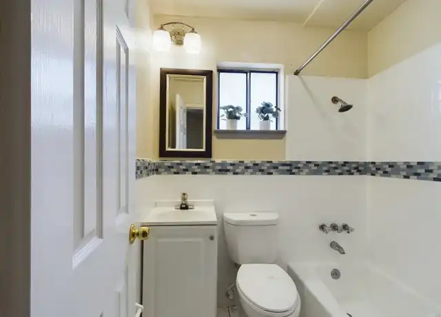 Property at 5300 Guadalupe St Unit 6201, Austin, TX, 78751, 1 bed, 1 bath, [object Object]