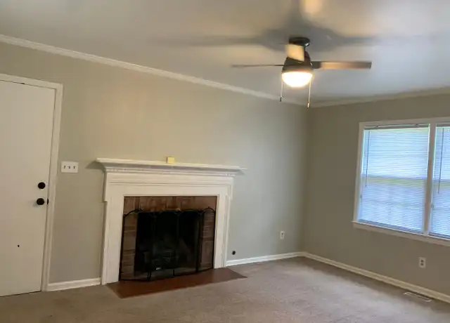 Property at 309 Ronald Dr, Newport News, VA, 23602, 3 beds, 2 baths, [object Object]