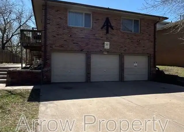 Property at 1027 A St Unit 11, Lincoln, NE, 68502, 2 beds, 1 bath, [object Object]