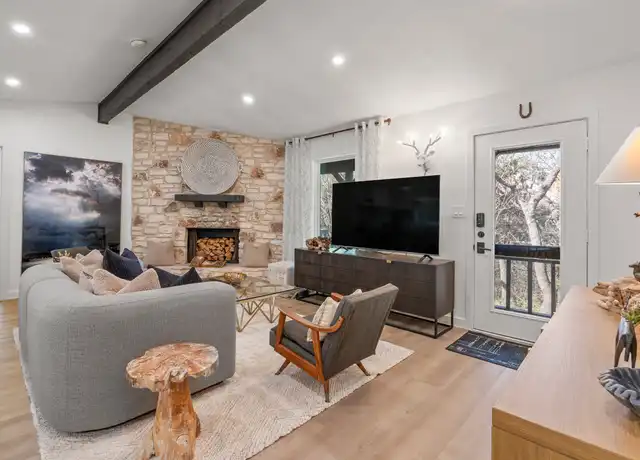 Property at 708 El Viejo Camino, Austin, TX, 78733, 3 beds, 2 baths, [object Object]