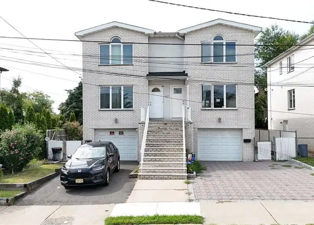 Property at 1627 Ponsi St Unit B, Fort Lee, NJ, 07024, 3 beds, 3.5 baths, [object Object]