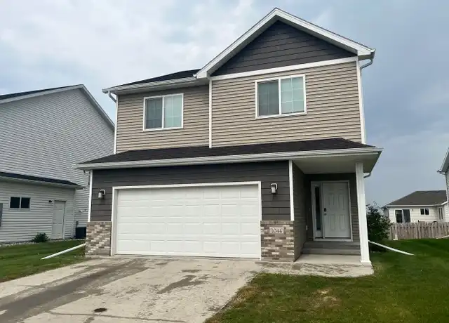 Property at 1044 46th Ave S, Moorhead, MN, 56560, 3 beds, 3 baths, [object Object]