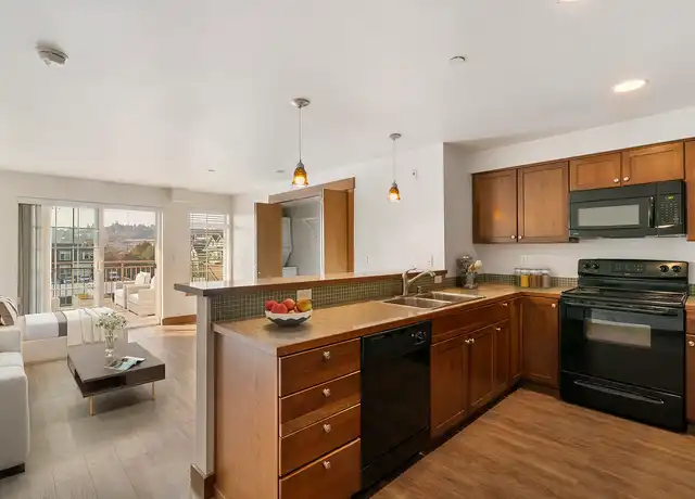Property at Portofino - 3815 Woodland Park Ave N, Seattle, WA, 98103, 1 bed, 1 bath, [object Object]