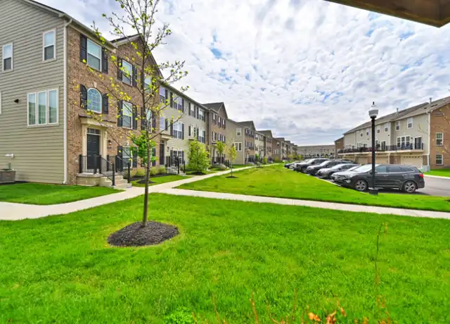 Property at 14233 Frostburg Dr, Carmel, IN, 46033, 3 beds, 2.5 baths, [object Object]