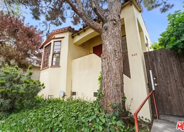 Property at 228 3rd Ave, Venice, CA, 90291, 3 beds, 1.5 baths, [object Object]