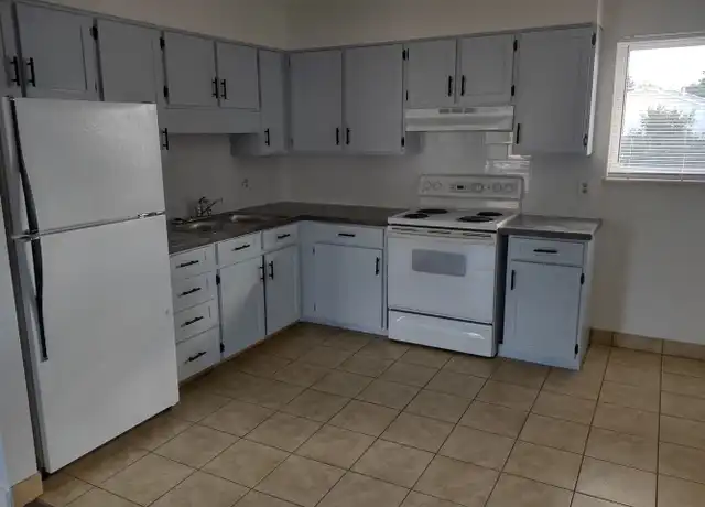Property at 1438 Nokomis Dr Unit 3, Colorado Springs, CO, 80915, 2 beds, 1 bath, [object Object]