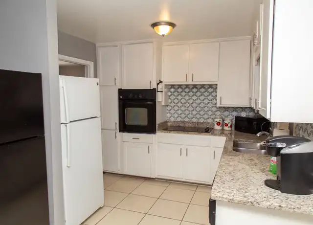 Property at 1681 Atherton Cir Unit 1, Decatur, GA, 30035, 1 bed, 1 bath, [object Object]