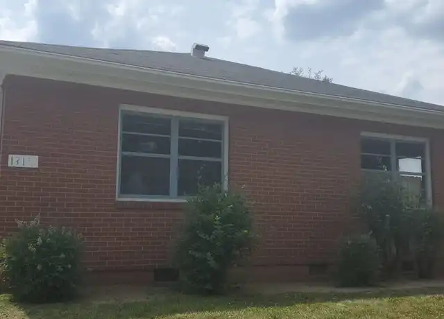 Property at 1315 N Elm St Unit 3, Greensboro, NC, 27401, 1 bed, 1 bath, [object Object]