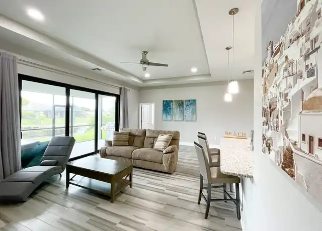 Property at 812 SW 8th Pl, Cape Coral, FL, 33991, 4 beds, 2 baths, [object Object]
