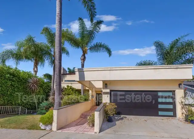 Property at 5845 S Mansfield Ave Unit B, Windsor Hills, CA, 90043, 1 bed, 1 bath, [object Object]