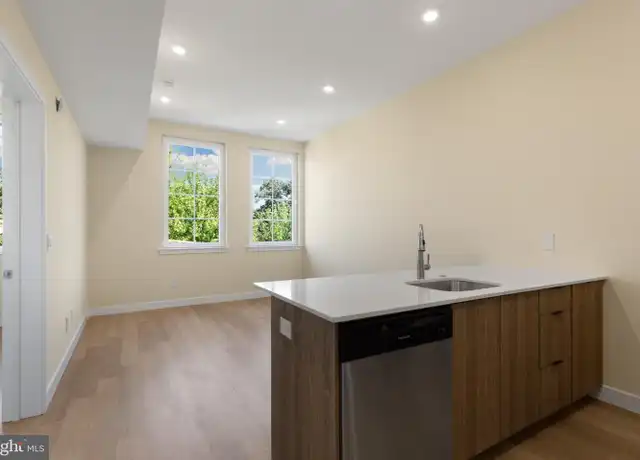 Property at 1701 S 4th St Unit 203, Philadelphia, PA, 19148, 1 bed, 1 bath, [object Object]